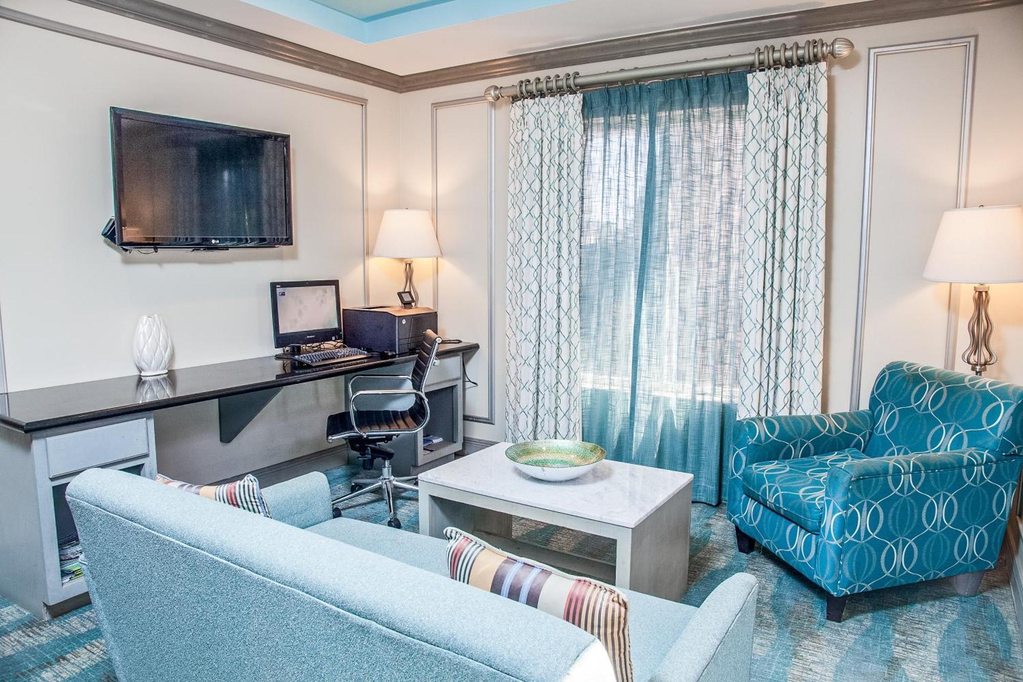 Holiday Inn Express & Suites Brookhaven By Ihg Exteriör bild